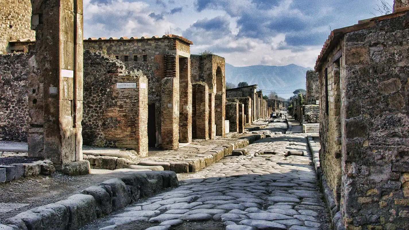 Pompeii Unveiled: A Day Trip from Rome into Ancient History