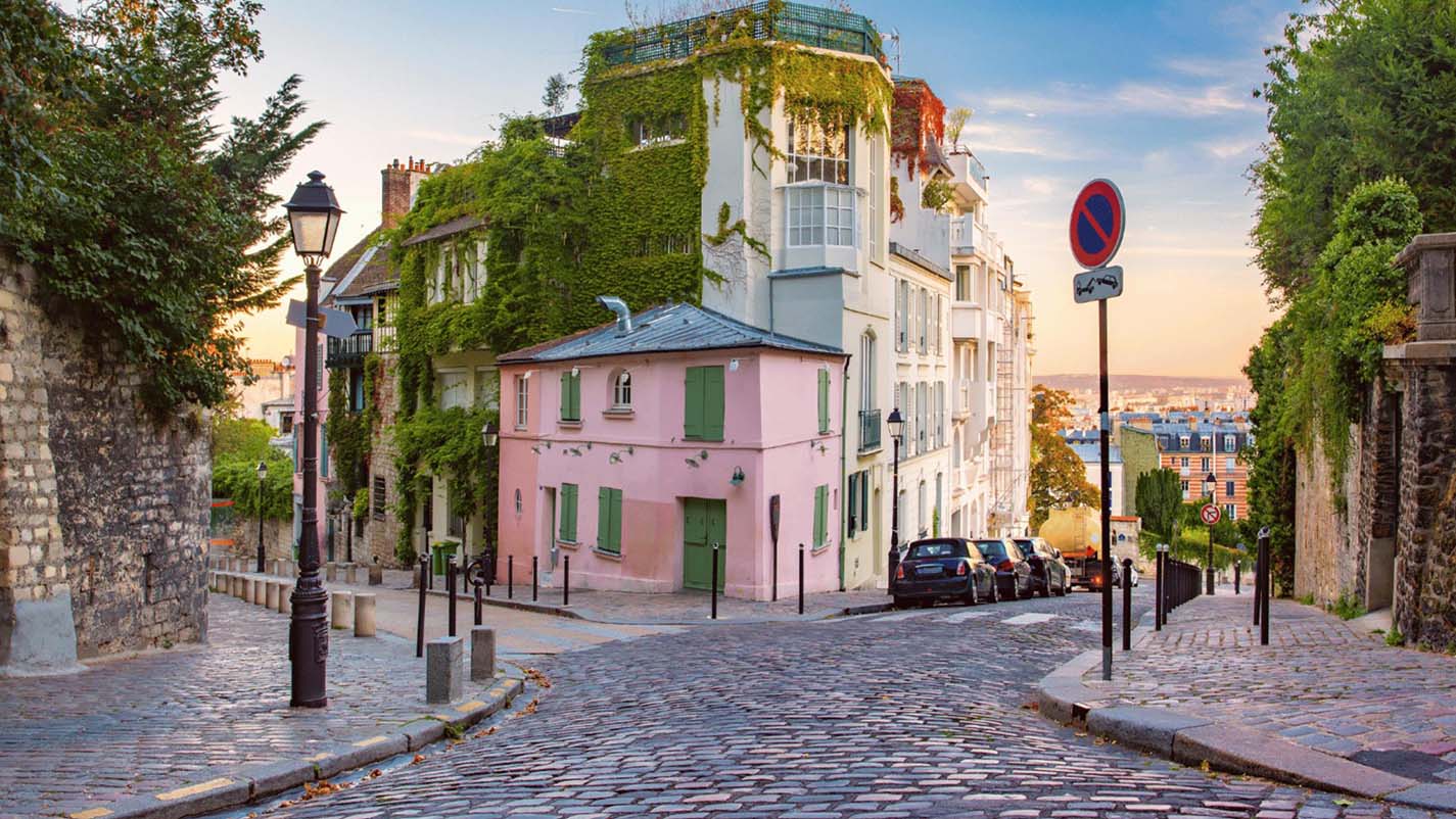 Unveiling Montmartre: A Journey Through the Bohemian Heart of Paris