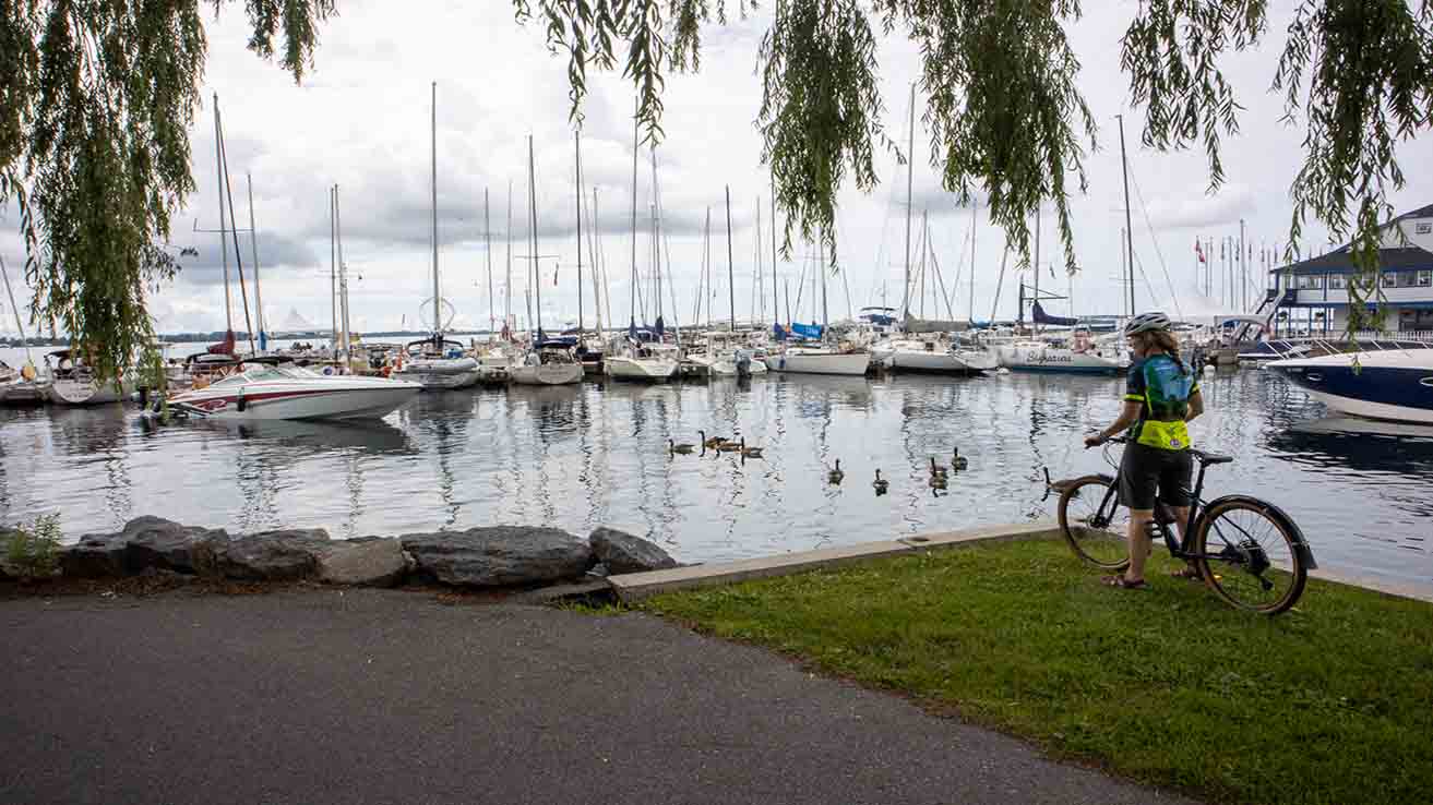 Kingston Waterfront Trails: A Cyclist’s Paradise
